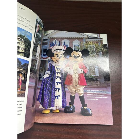 Retro 1992 Walt Disney World Disney Kingdom Editions Purple Hardcover Book. - Picture 6 of 7